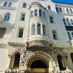 B , Budapest Ungheria